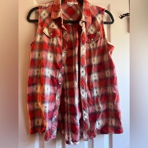 flannel vest with snap closures sleeveless